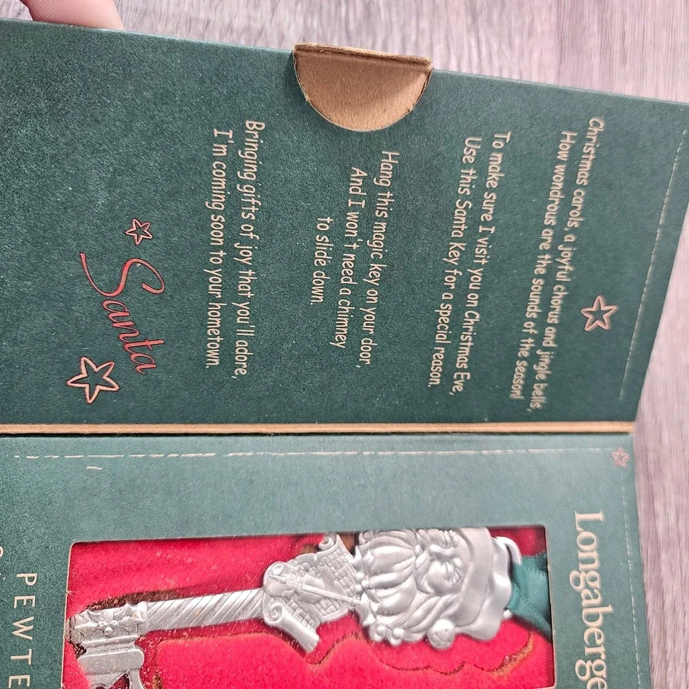 Longaberger 2003 Pewter Santa Key Christmas Ornament Musical Theme 28085 Boxed